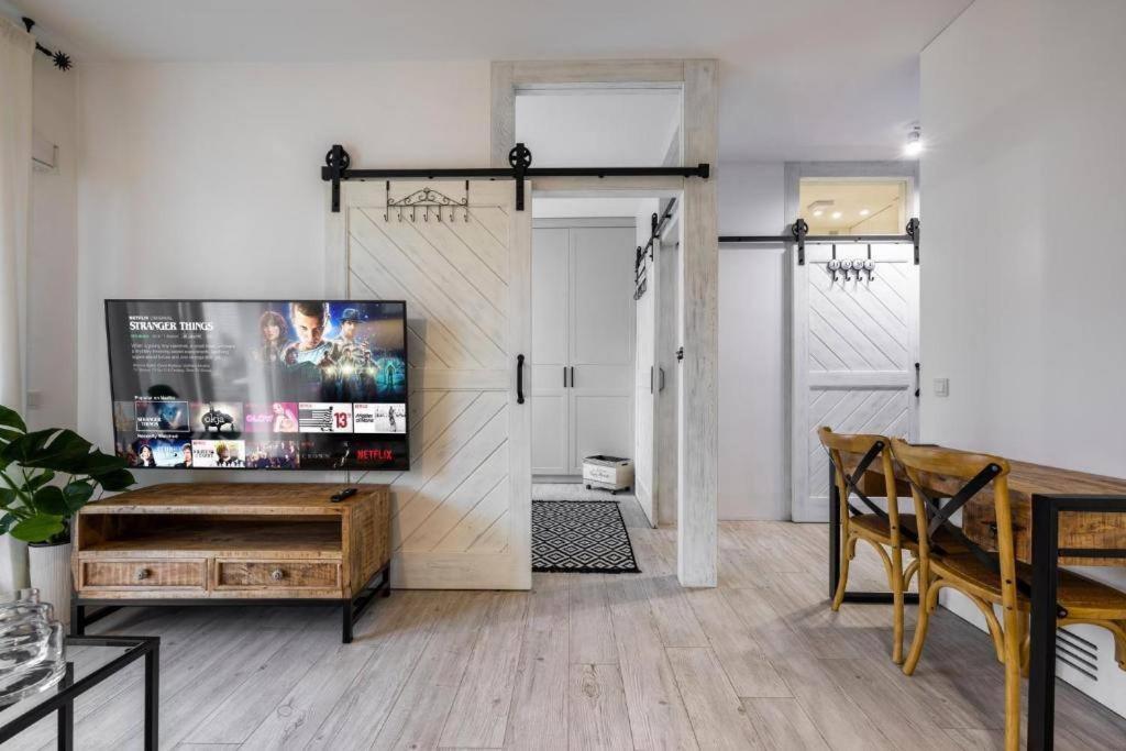 Apartamenty Ptak: Central Lodging near Medical Centers and Attractions Lodz  Exterior photo